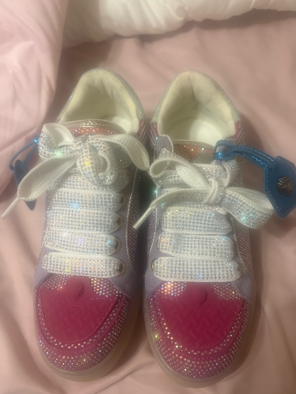 Ladies  Sparkle Heart Lace-Up Sneakers - Pink & Iridescent